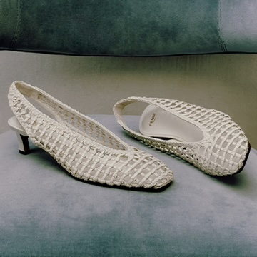 Women's Designer Shoes | Saks Fifth Avenue Saks Fifth Avenue United Kingdom