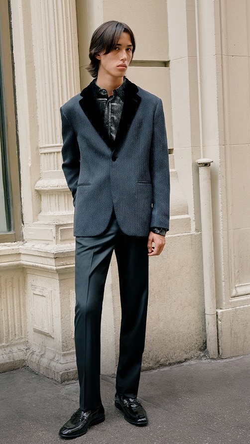 بدلات من أشهر الماركات العالمية